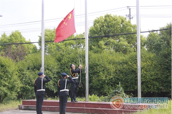 保麗卡萊：“迎中秋 慶國慶“，力同籃球聯(lián)誼賽樂動上海