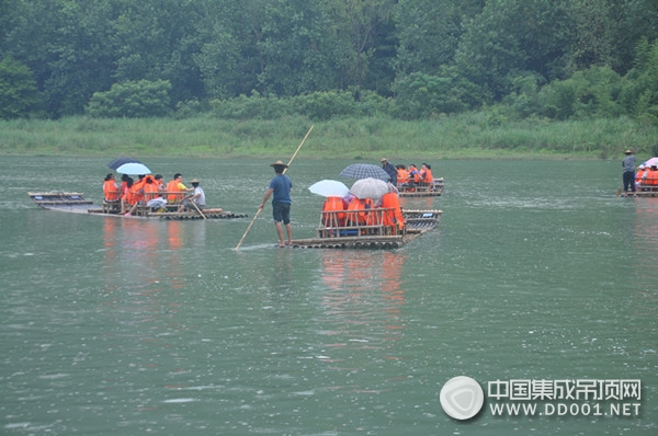 和今頂來一場說走就走的旅行，就在這個(gè)夏天