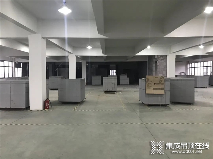 堅固這件事兒要從自身做起，金盾頂美第5代展廳工程進度為你展現(xiàn)！